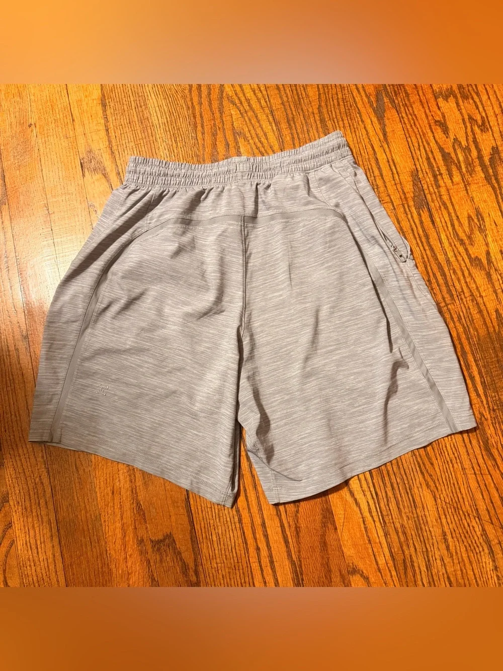 Lululemon Men's Small Athletic Lined Shorts Pace Breaker Light Gray 7” Inseam